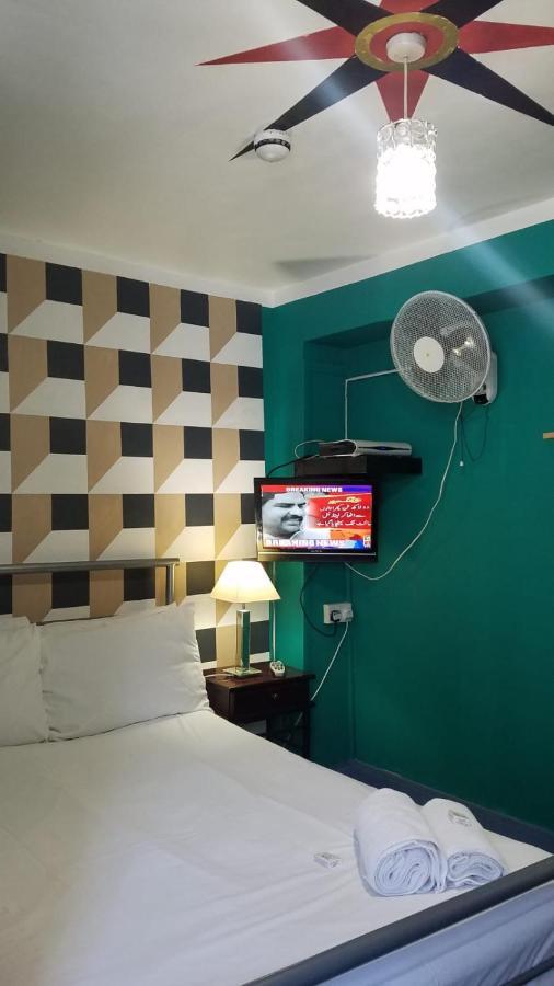 City View Hotel Roman Road Лондон Экстерьер фото