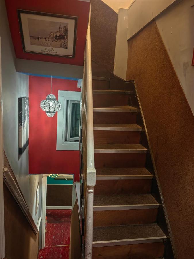 City View Hotel Roman Road Лондон Экстерьер фото