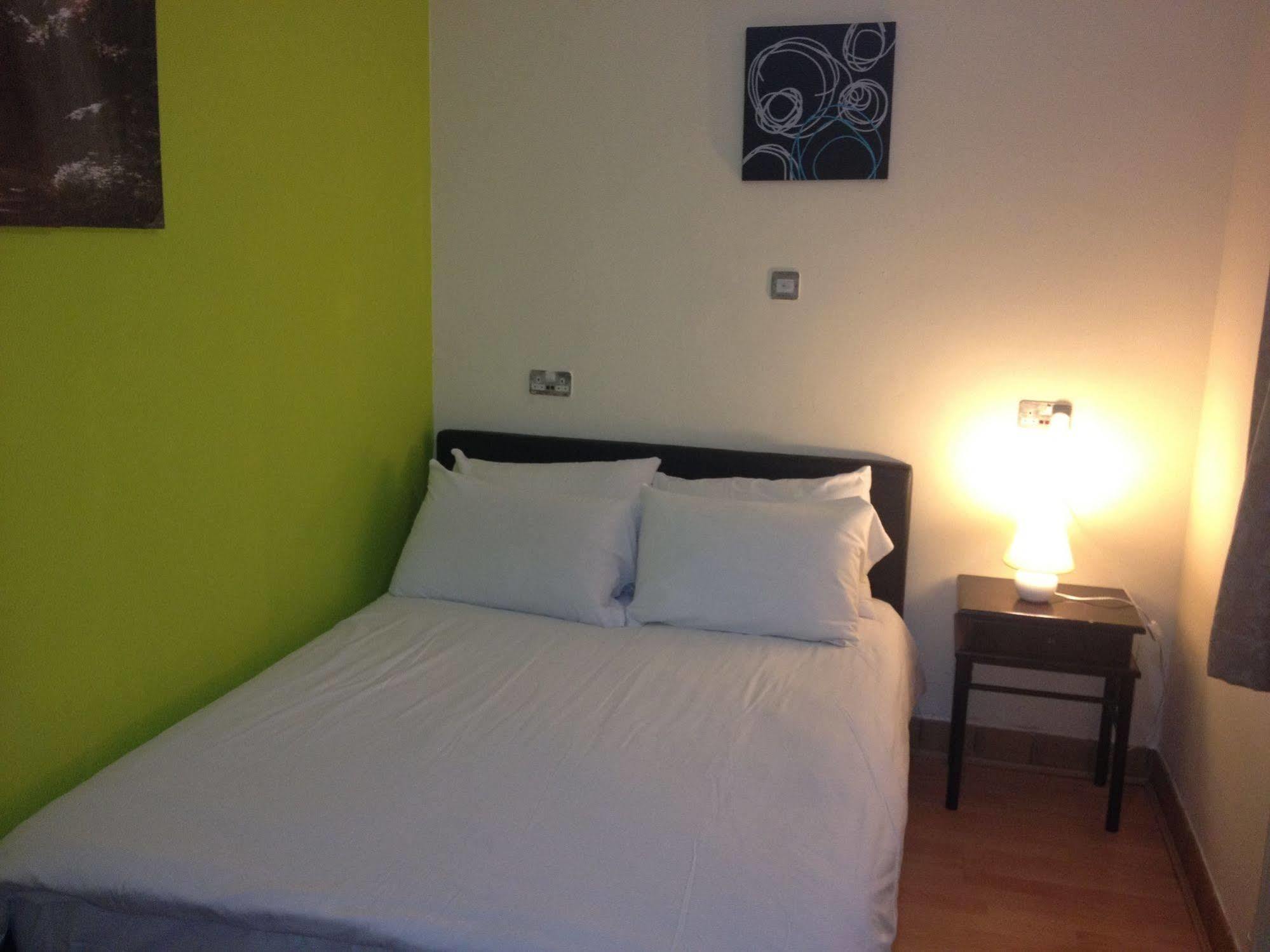 City View Hotel Roman Road Лондон Экстерьер фото